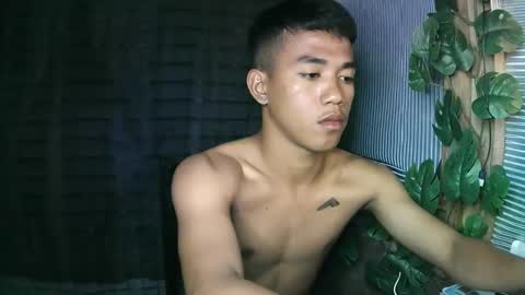 kritthanarkorn online show from October 18, 6:23 pm