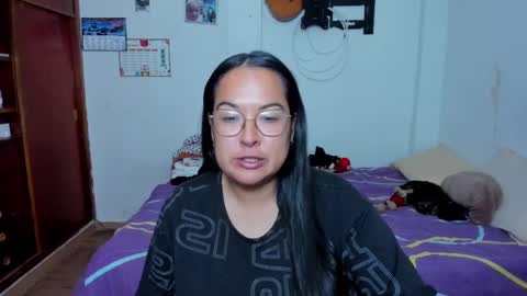 Snapshot of kroline_20 chatting on January 8, 4:02 am Kroline  online show from January 8, 4:02 am