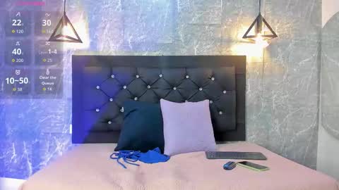 Snapshot of krystal_taylor23 chatting on September 26, 11:07 am Kystal Taylor online show from September 26, 11:07 am