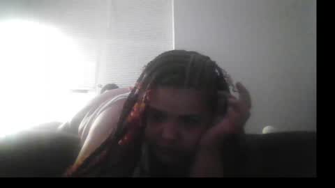 krystalrodri91731959 online show from April 3, 7:04 am