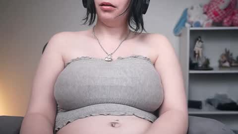 Krystal Syx online show from February 17, 1:48 am