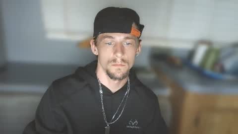 krytiar1992 online show from June 17, 9:03 am