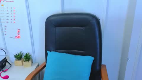 Ren online show from October 14, 1:47 pm