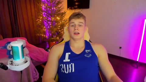 kurt_hanssen online show from January 15, 8:48 pm