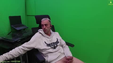 kuruptxxx online show from February 13, 8:45 pm