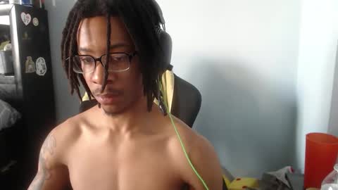 kwonder78 online show from April 10, 2:00 pm