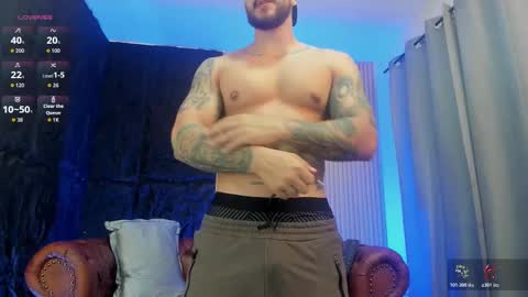 kylenorth_ online show from January 13, 12:35 pm