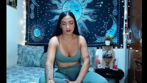 kylie online show from April 20, 7:39 pm