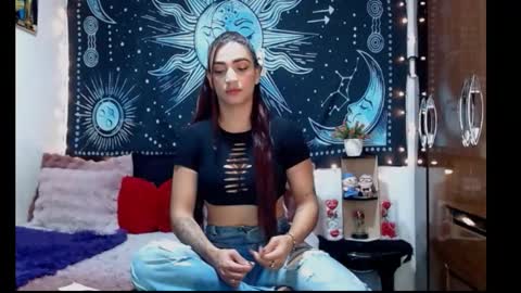 kylie online show from January 16, 8:29 pm