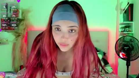 k ylie online show from March 1, 1:21 am