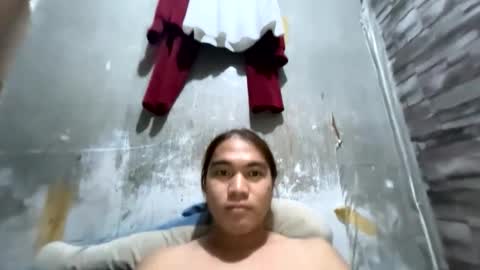 kylie_ish online show from May 14, 8:45 am