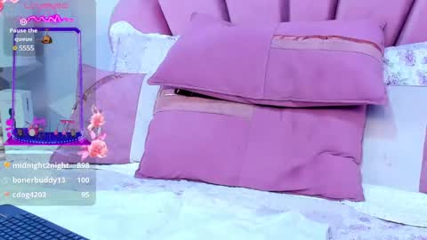 Kylie jl online show from February 16, 7:26 am