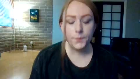 kylieredd online show from May 5, 1:34 am