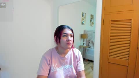 Kylie online show from May 11, 11:17 am