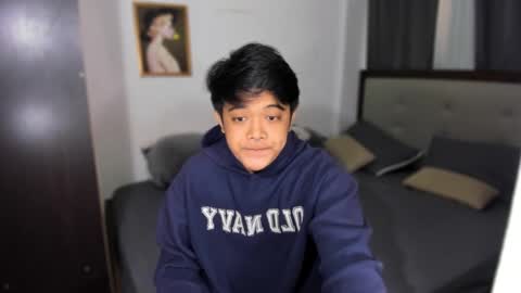 kyll_collins online show from December 11, 6:58 am