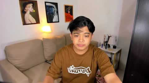 kyll_collins online show from January 4, 7:44 pm