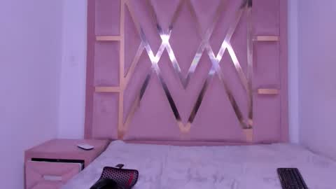 kym online show from February 22, 12:52 pm