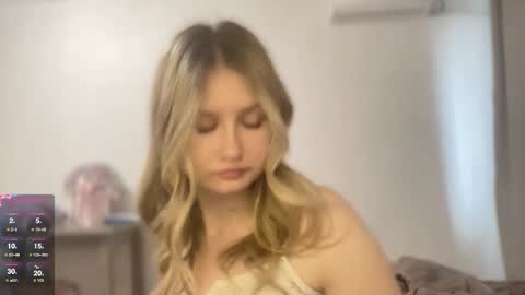 Amanda online show from March 16, 5:44 am