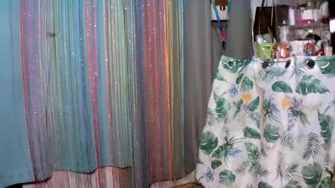 kyutshyne online show from March 12, 6:22 pm