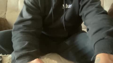 kzen37313 online show from March 23, 9:09 pm