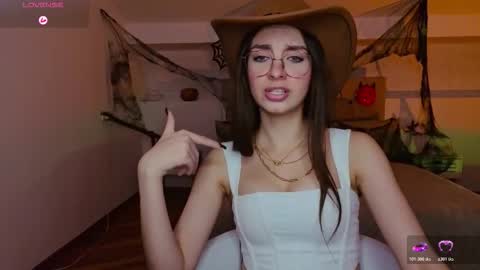 Margo  online show from October 25, 9:37 pm