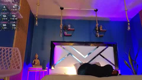 Cris  online show from September 29, 12:15 pm