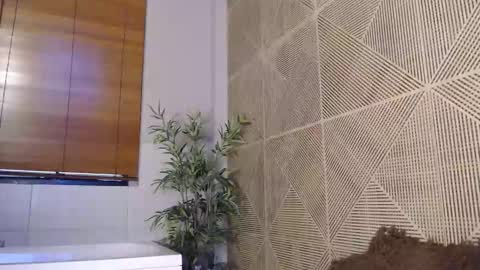 labrinthteasing online show from February 16, 12:25 pm