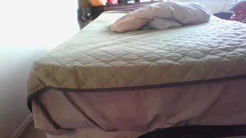 lachickadelbronx online show from March 4, 8:49 pm