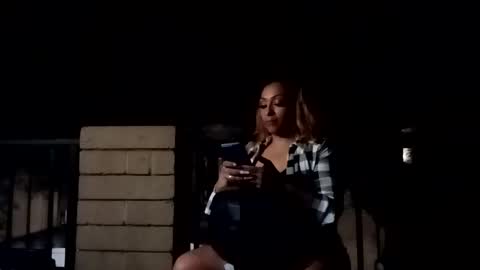 LaCholita online show from September 22, 5:22 am