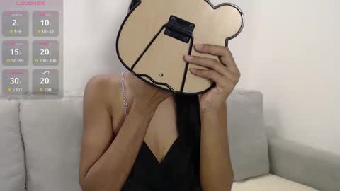 Mia online show from May 23, 3:19 pm