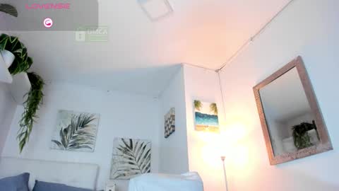    online show from February 11, 9:29 pm