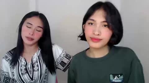   online show from February 12, 4:55 pm