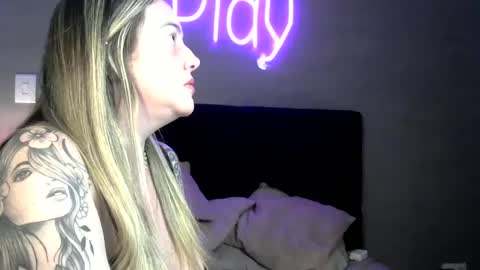 Lady khaleesi online show from February 21, 12:05 am