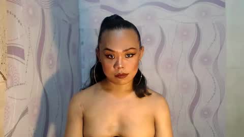 lady_shane26 online show from May 6, 2:12 pm