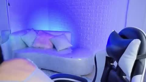 Lady Violet Bridgerton online show from October 26, 7:24 pm