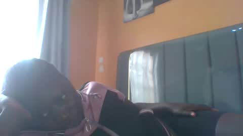 lindah32 online show from November 24, 10:47 am