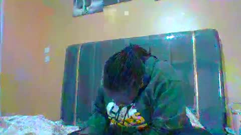 lindah32 online show from June 17, 12:04 am