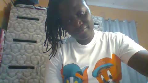 lindah32 online show from March 26, 12:10 pm