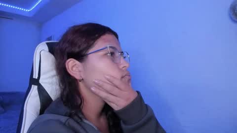  Lady  online show from September 27, 2:53 am