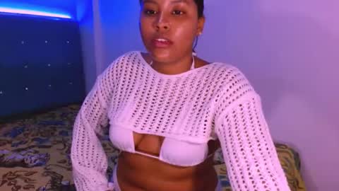 laura online show from March 19, 4:40 am