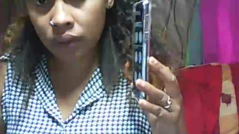 LadyXSnakes online show from March 6, 7:47 am