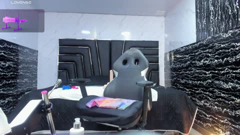 Ladyy Scarlett online show from April 1, 3:07 am