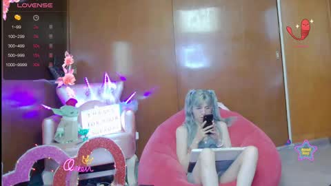 Skinnygirl online show from May 6, 12:38 am