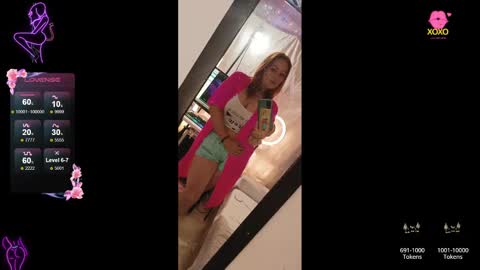  paola and a guest lol    online show from December 3, 4:22 pm