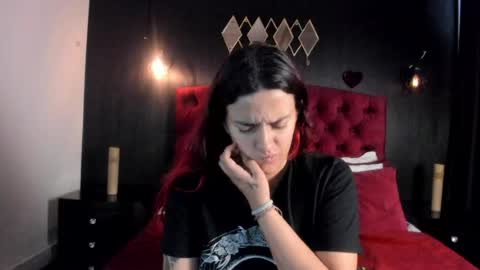 Laia  online show from April 19, 11:55 am