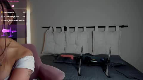 Laila  online show from February 18, 2:28 pm