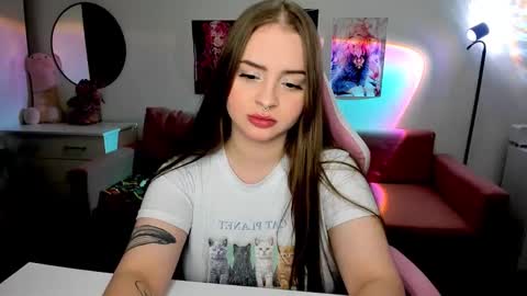 Kira online show from October 3, 10:40 pm