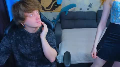 Lu  Alex online show from June 2, 9:11 am