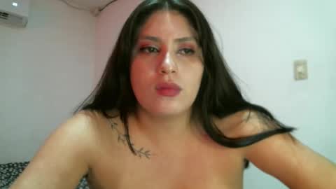 laura gomez online show from February 24, 5:20 pm