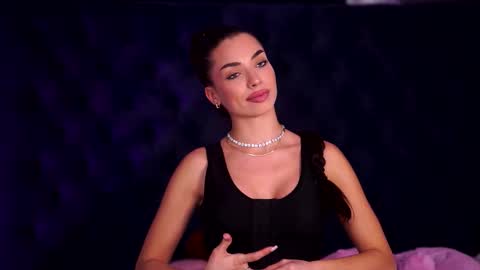 Lala online show from November 4, 8:54 pm